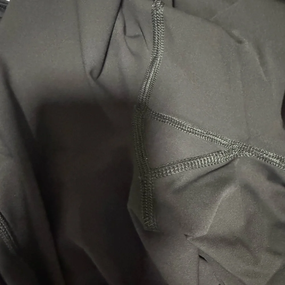 SPANX Booty Boost Leggings - Army Green - Picture 8 of 8